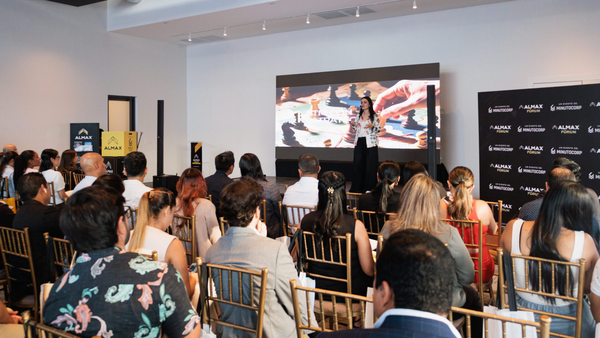 Exposición - Marcas que Trascienden.jpg